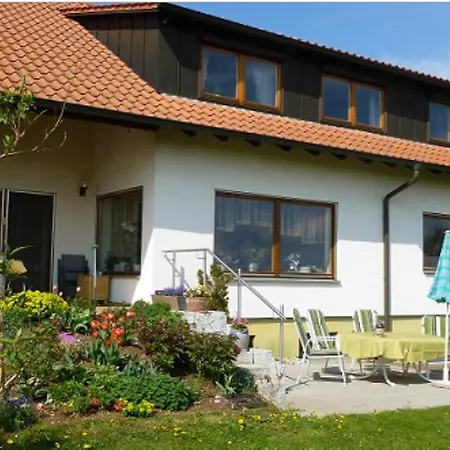Gross Apartment Laichingen